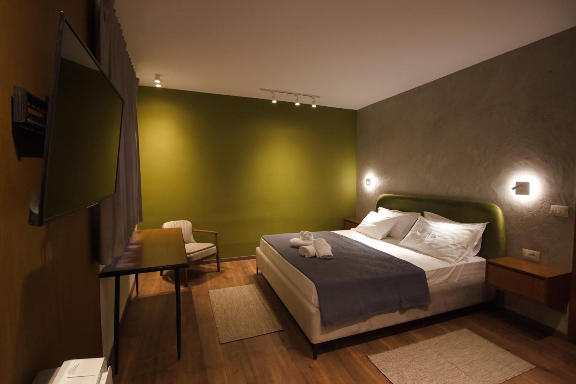 Castlefront Villa Gjirokastër Екстериор снимка