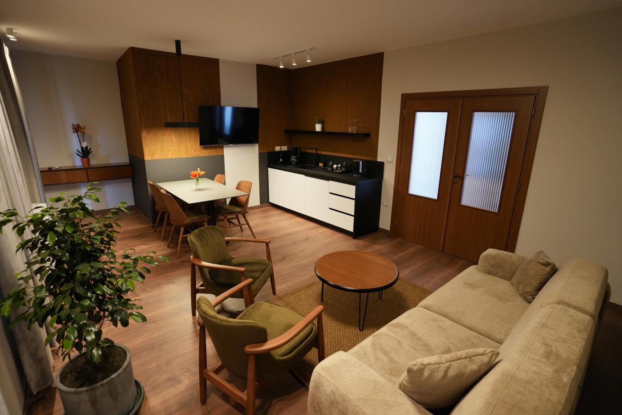 Castlefront Villa Gjirokastër Екстериор снимка